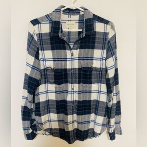 American Eagle plaid button up